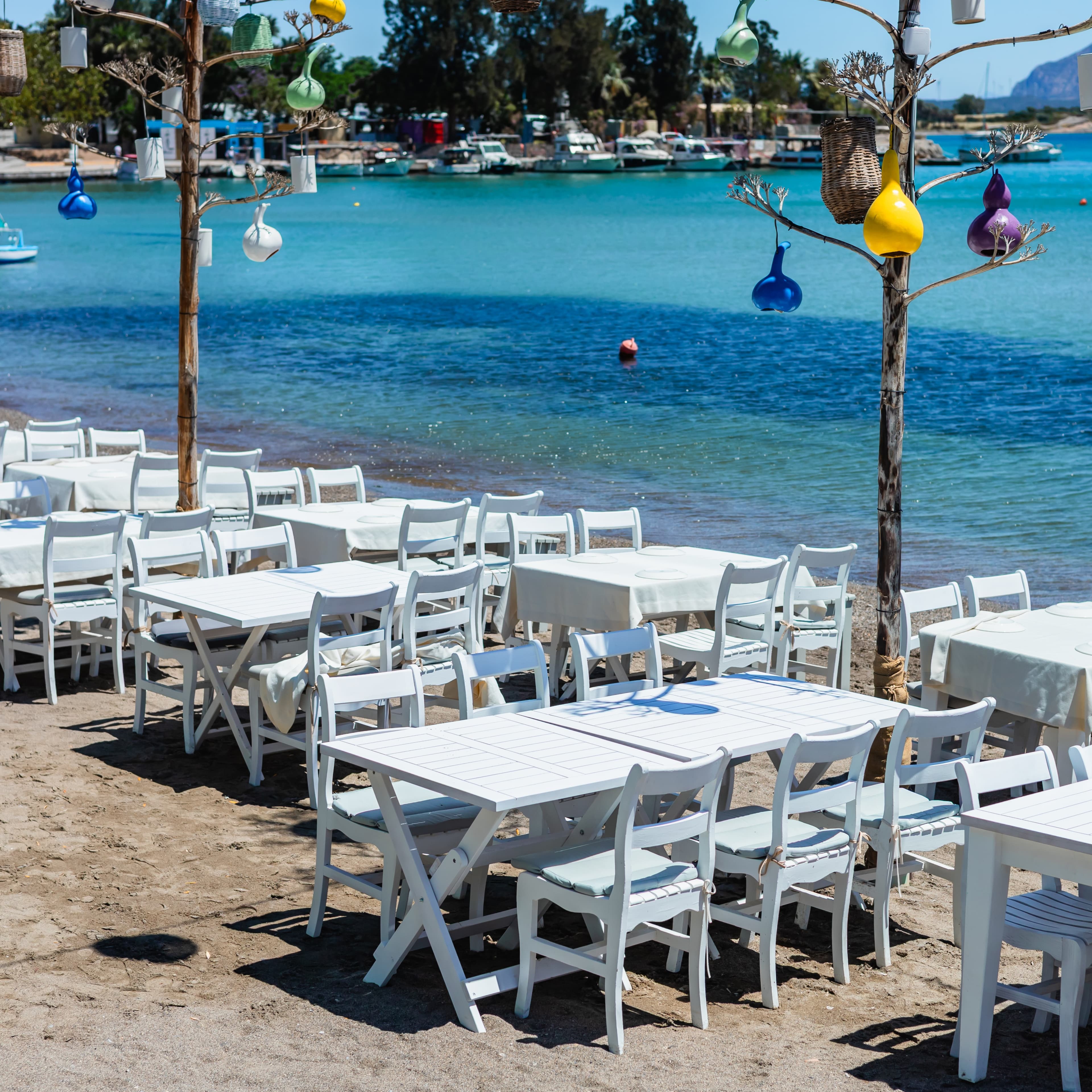 Santorini Seaside Outlet